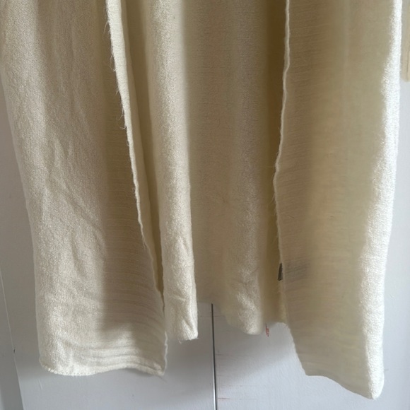 AFRM cream long cardigan - Picture 9 of 15